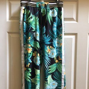 Boston Proper Floral Adjustable Snap Pant